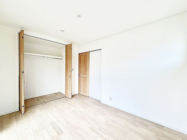 ■落ち着いた色合いのお部屋で穏やかな時間を楽しめます