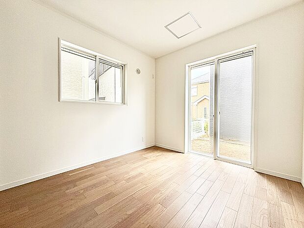 ■落ち着いた雰囲気のお部屋で心が安らぐ空間