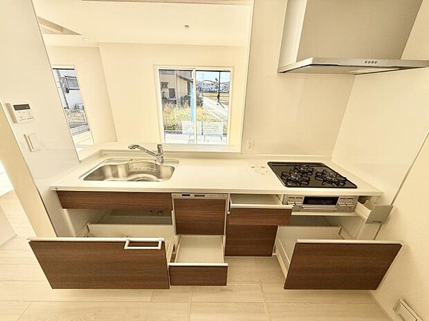 ■美味しい時間が生まれる、笑顔あふれるキッチン