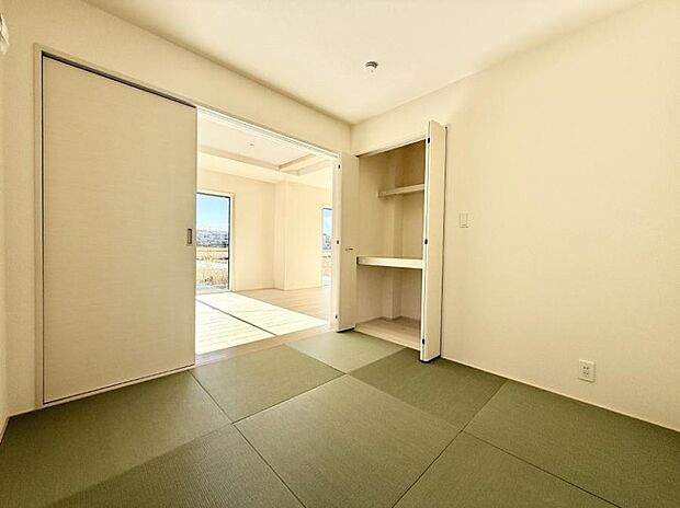 ■落ち着いた雰囲気のお部屋で心が安らぐ空間