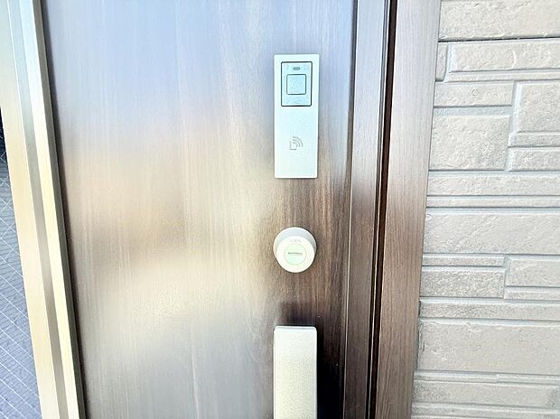 ■鍵を取り出さずに便利に操作できて快適