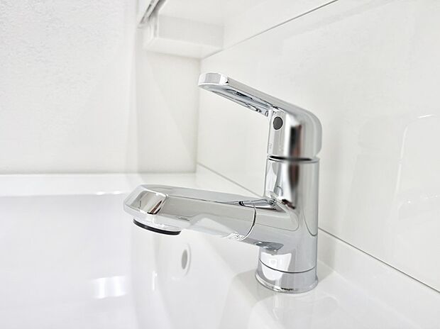 ■手洗いや顔を洗う時も快適に使える便利なシャワー