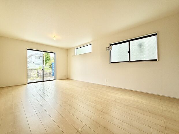 ■くつろぎと笑顔が集まる、心温まるリビング