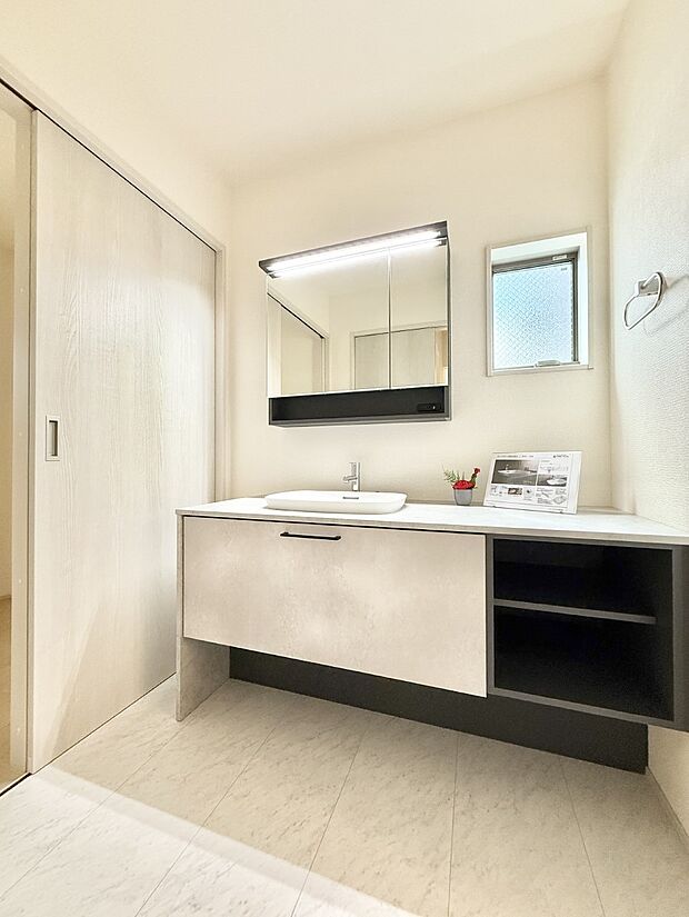 ■朝の準備がスムーズにできる広さです