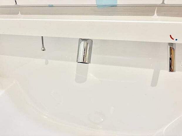 ■手洗いや顔を洗う時も快適に使える便利なシャワー