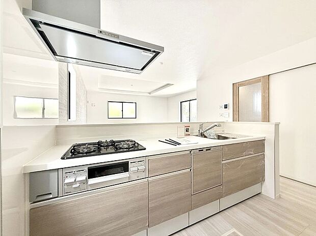 ■家族の絆を深める、温もりのあるキッチン