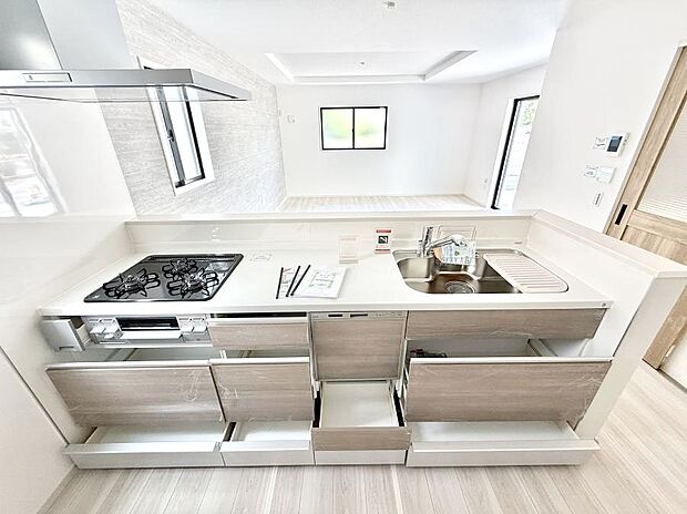 ■料理がもっと楽しくなる、快適なキッチン空間