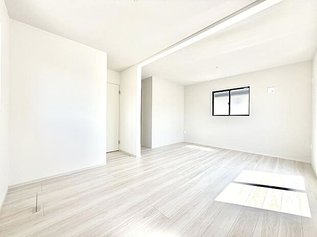 ■窓の配置や通気性の良い設計で部屋の空気がこもらず、常に新鮮な空気が流れます