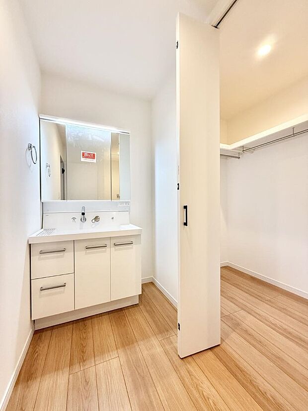 ■朝の準備がスムーズにできる広さです