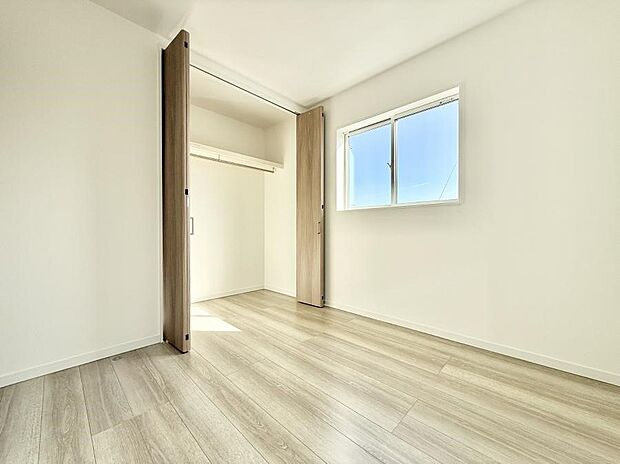 ■窓の配置や通気性の良い設計で部屋の空気がこもらず、常に新鮮な空気が流れます