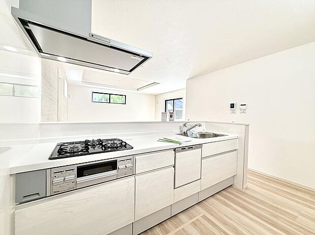 ■シンプルで美しく心地よい時間を生むキッチン空間