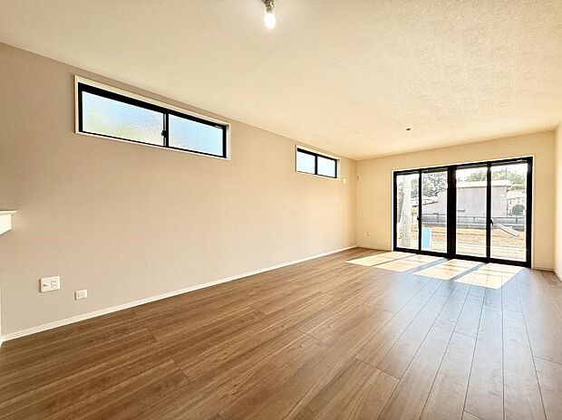 ■くつろぎと笑顔が集まる、心温まるリビング