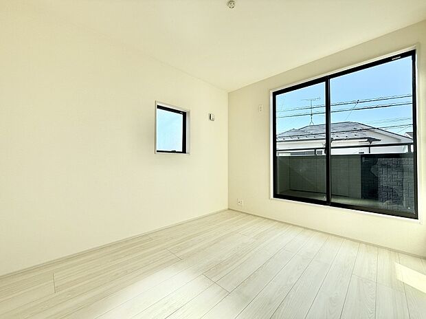 ■落ち着いた色合いのお部屋で穏やかな時間を楽しめます