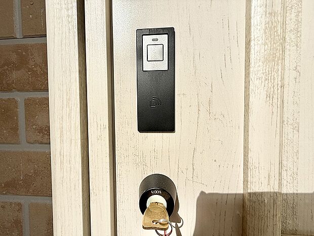 ■鍵を取り出さずに便利に操作できて快適