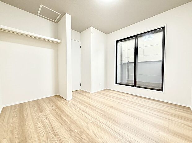 ■窓の配置や通気性の良い設計で部屋の空気がこもらず、常に新鮮な空気が流れます