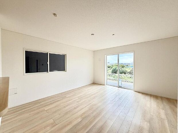 ■くつろぎと笑顔が集まる、心温まるリビング