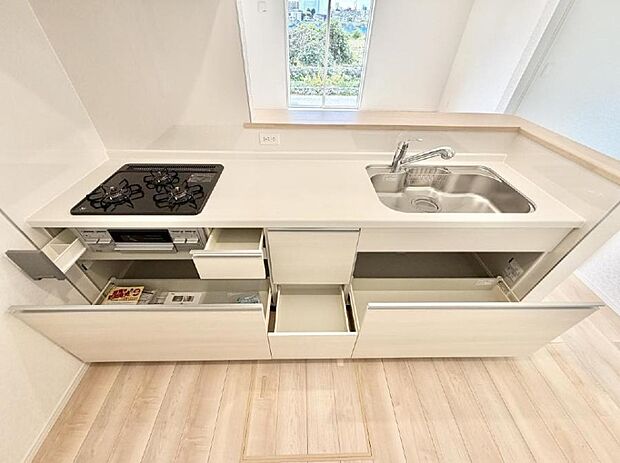 ■料理がもっと楽しくなる、快適なキッチン空間