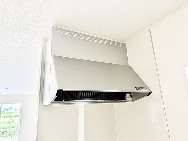 ■調理時の蒸気や匂いが換気扇に誘導され、効率的に排煙ができます。