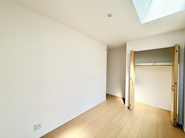 ■落ち着いた色合いのお部屋で穏やかな時間を楽しめます