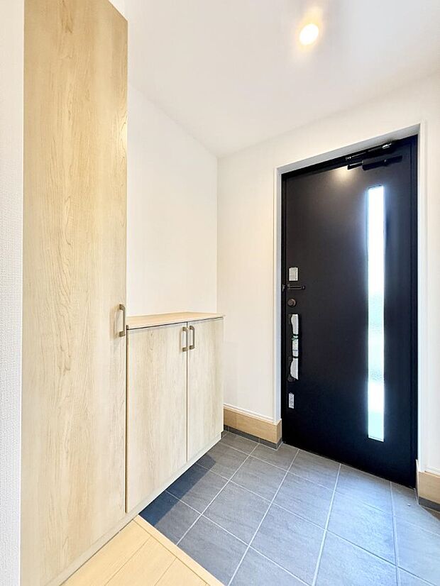 ■ ここから始まる一日、すっきり整った玄関