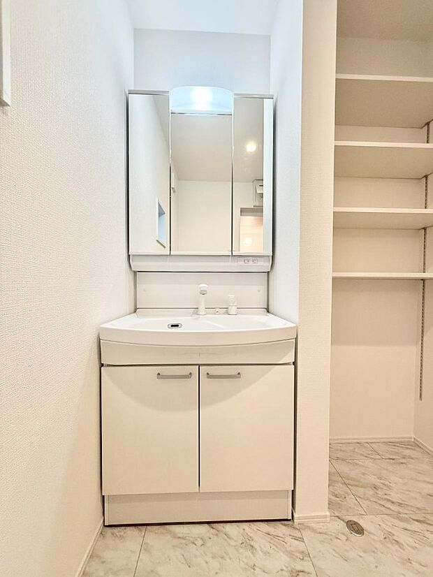 ■朝の準備がスムーズにできる広さです