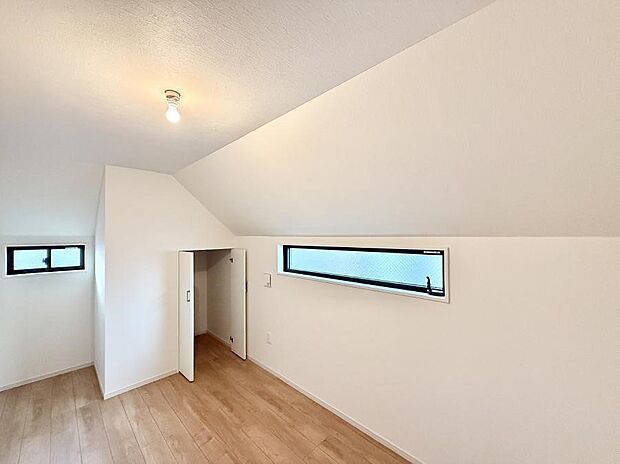 ■落ち着いた色合いのお部屋で穏やかな時間を楽しめます