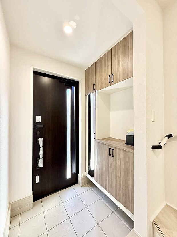 ■ ここから始まる一日、すっきり整った玄関