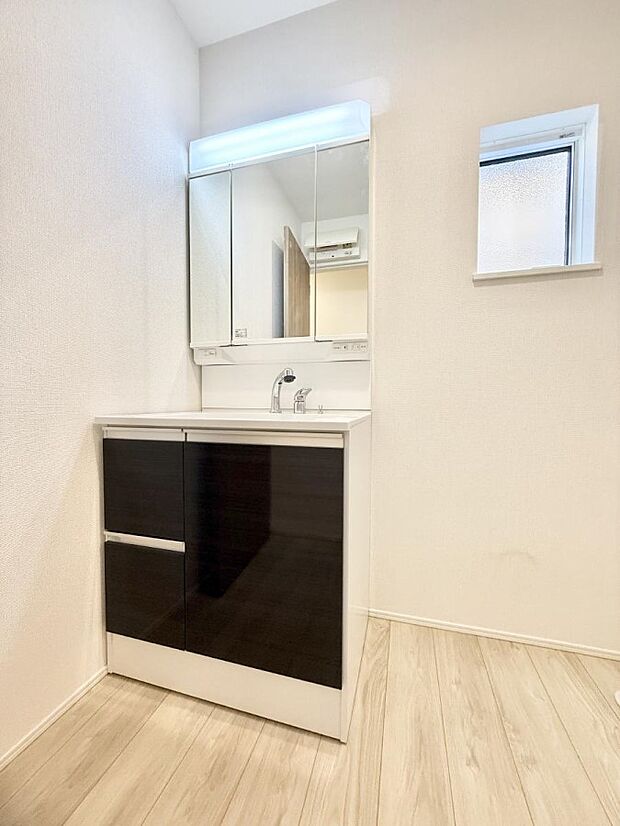 ■朝の準備がスムーズにできる広さです