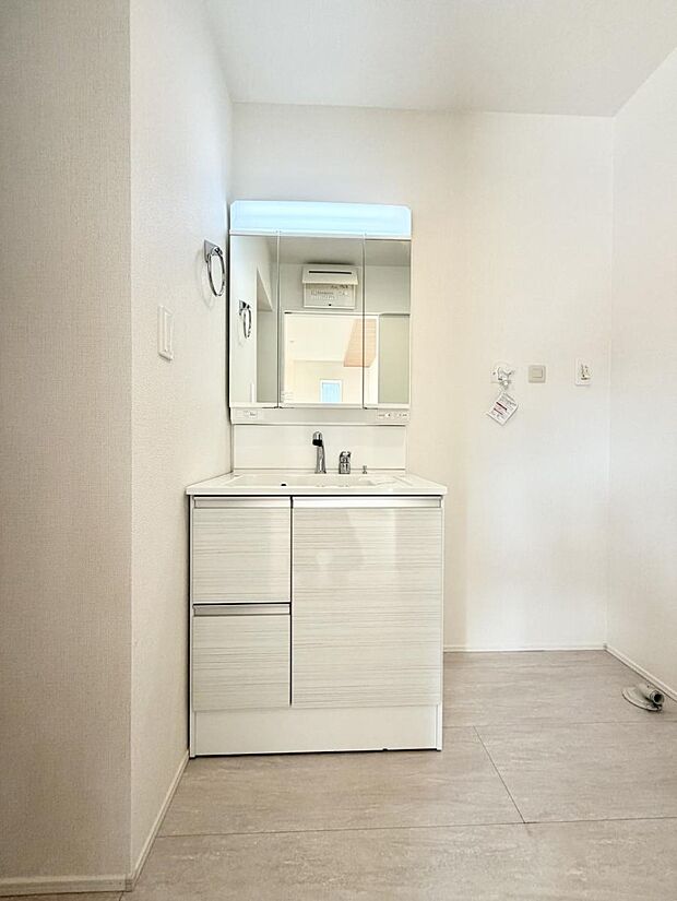 ■朝の準備がスムーズにできる広さです