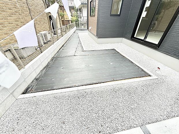 ■庭付き住宅はガーデニングや家族のイベントなど多様な使用用途で活用できます