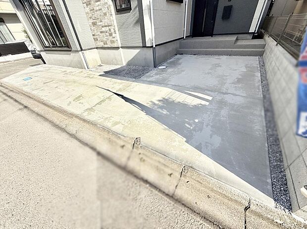 ■自宅にある駐車スペースなので安心ですね