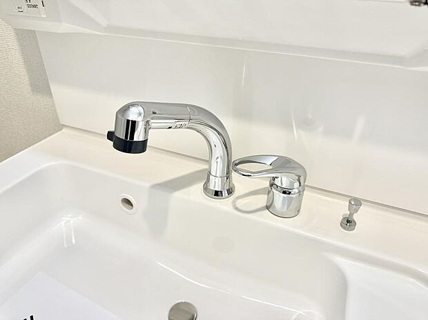 ■手洗いや顔を洗う時も快適に使える便利なシャワー