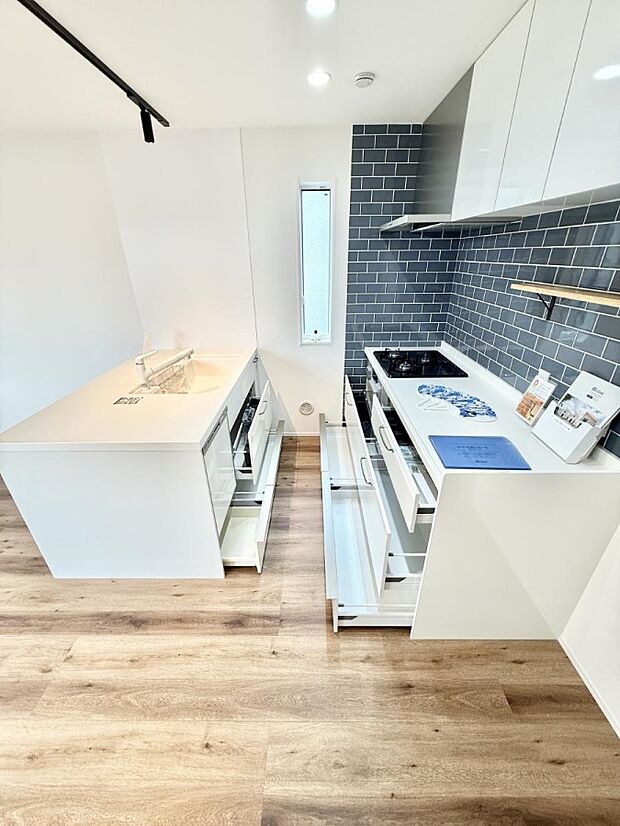 ■料理がもっと楽しくなる、快適なキッチン空間