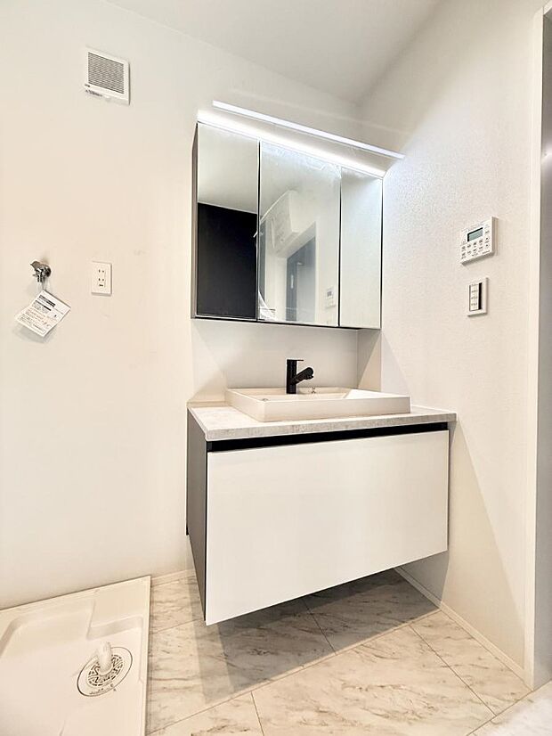 ■朝の準備がスムーズにできる広さです