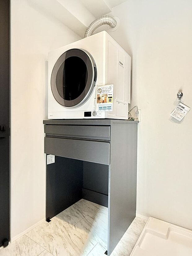 ■パワフルな温風で選択物を乾燥させるため、家事の時短に役立ちます。