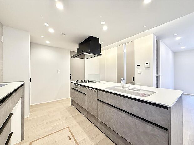 ■家族の絆を深める、温もりのあるキッチン