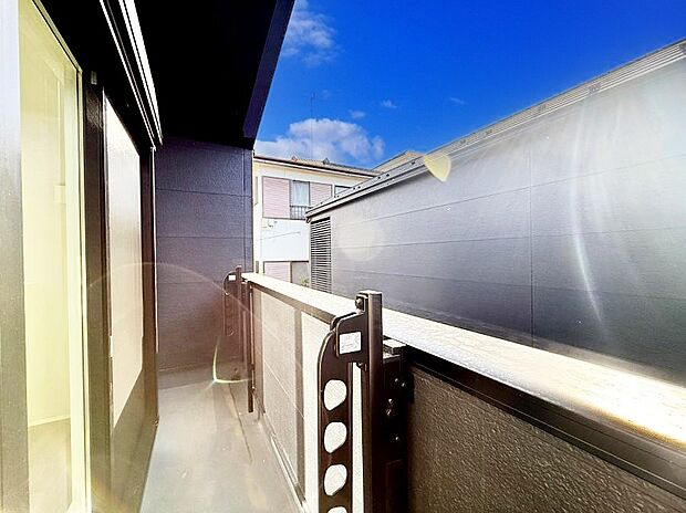 ■ 季節の移ろいを感じられる開放的な空間です