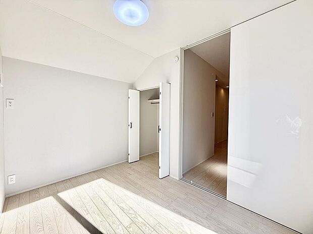 ■静かな洋室で読書や趣味に集中できる場所