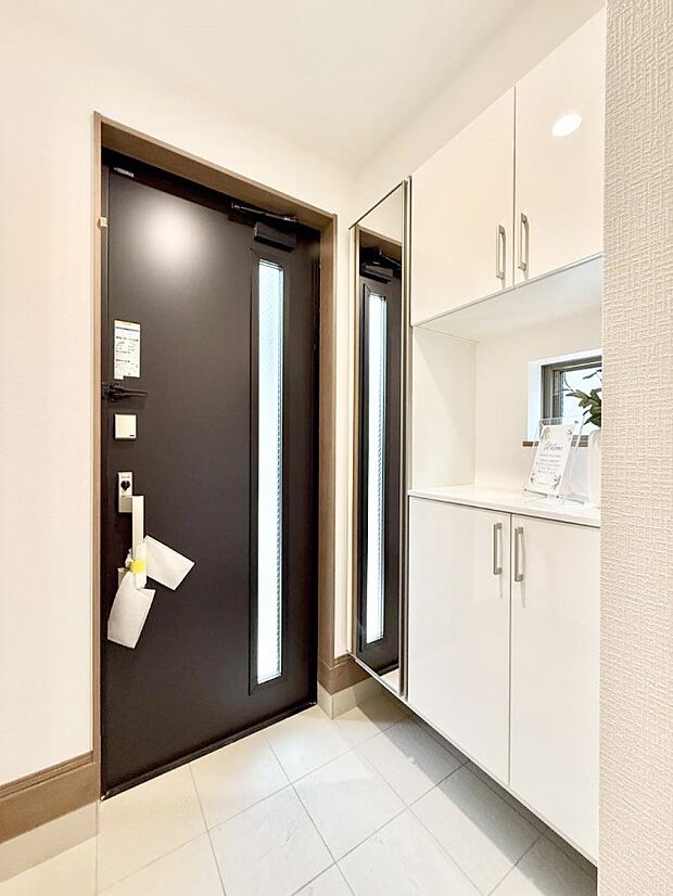 ■ シンプルで美しく、快適な暮らしの入り口