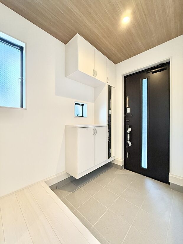 ■ シンプルで美しく、快適な暮らしの入り口