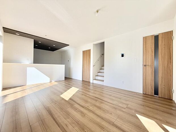 ■くつろぎと笑顔が集まる、心温まるリビング