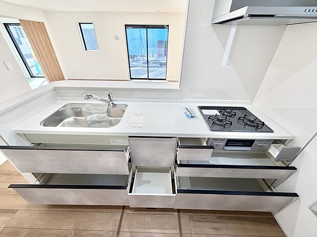 ■料理がもっと楽しくなる、快適なキッチン空間