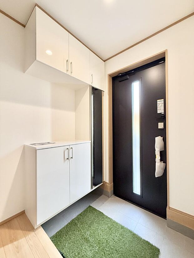 ■ ここから始まる一日、すっきり整った玄関