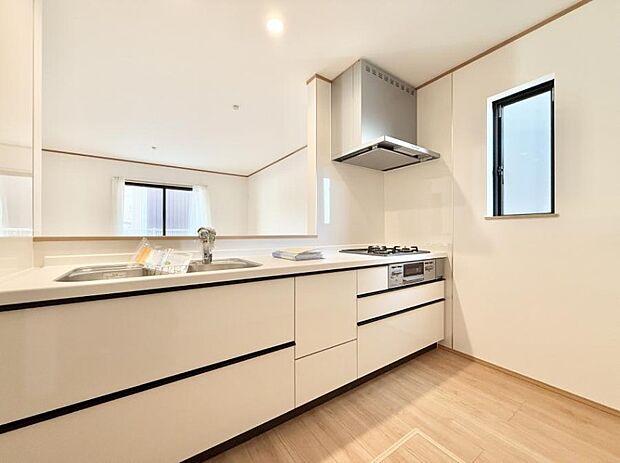 ■家族の絆を深める、温もりのあるキッチン