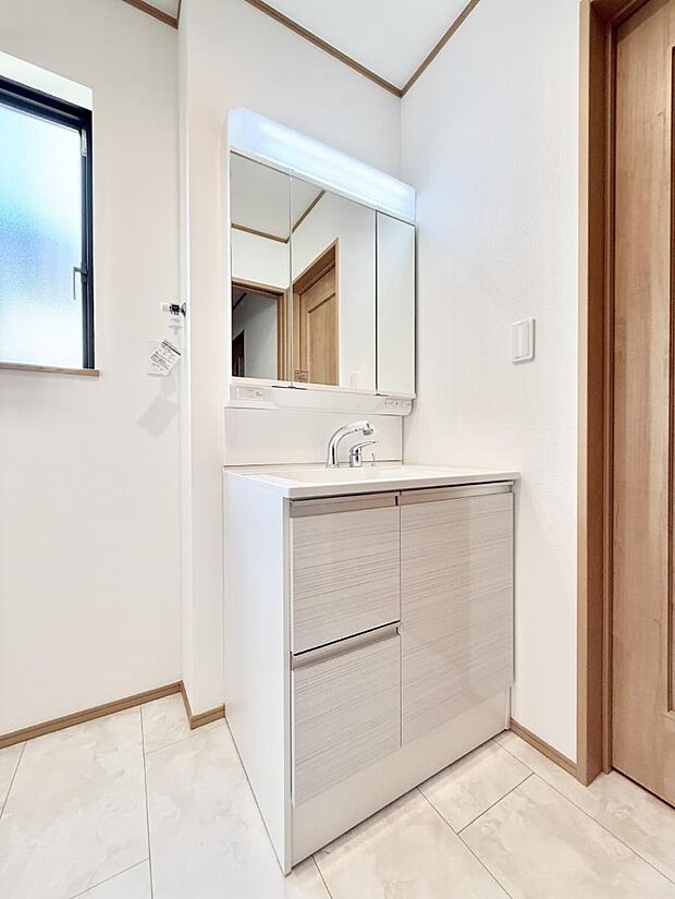 ■朝の準備がスムーズにできる広さです