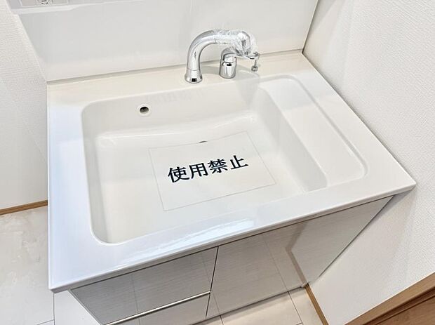 ■手洗いや顔を洗う時も快適に使える便利なシャワー