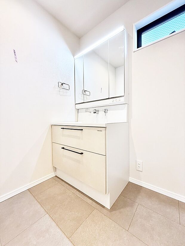 ■朝の準備がスムーズにできる広さです