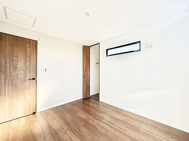 ■落ち着いた色合いのお部屋で穏やかな時間を楽しめます