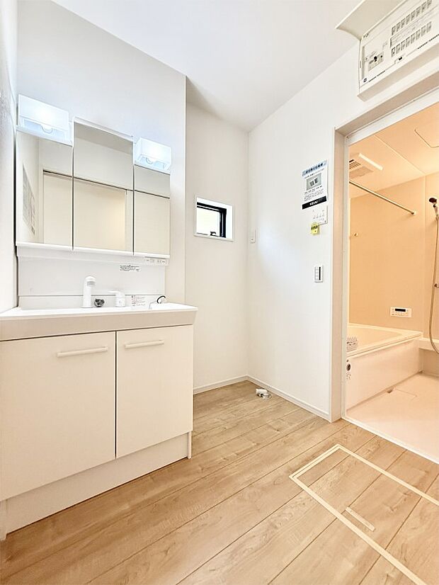 ■朝の準備がスムーズにできる広さです