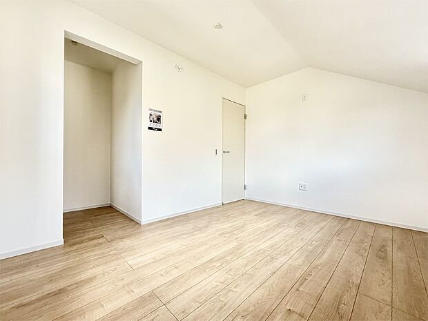 ■落ち着いた色合いのお部屋で穏やかな時間を楽しめます